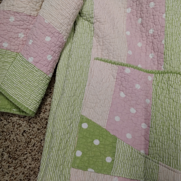 3821 Size 2X Pastel Patchwork Tedy Jacket. Quilted Coat - Picture 3 of 7